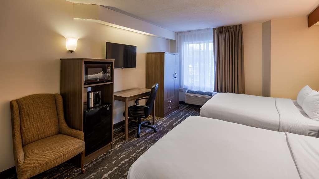 Charlevoix Inn & Suites Surestay Collection By Best Western 部屋 写真